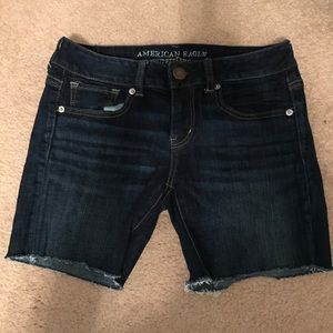 American Eagle midi shorts like new